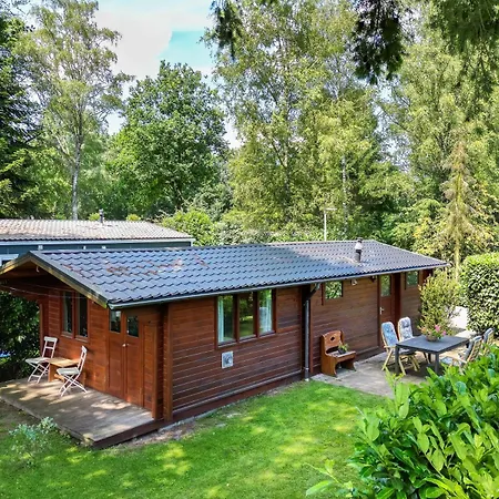 'de Taxus' In De Veluwe Holiday home *